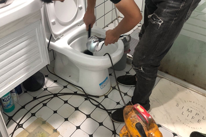 特克斯疏通下水道